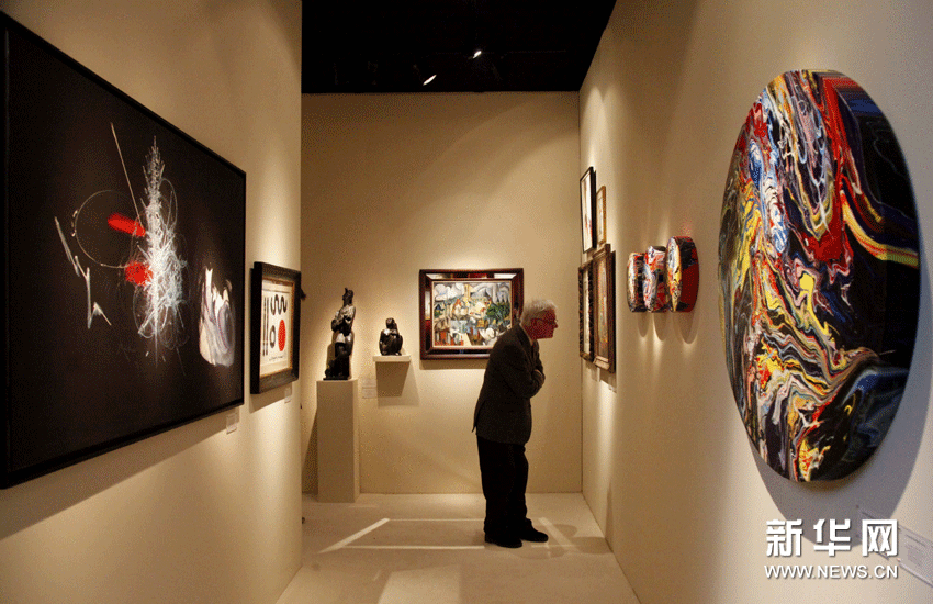 布鲁塞尔举办古董和艺术品展卖会